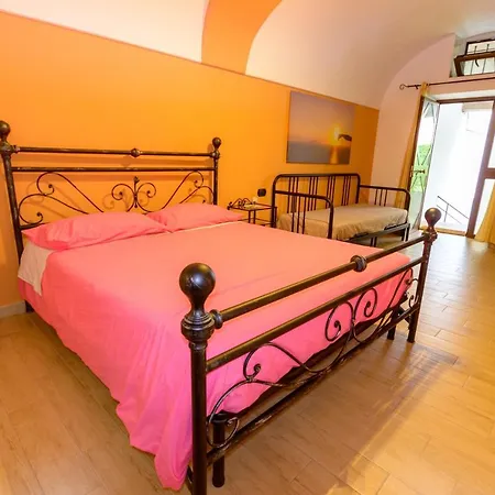 Quintessenza - Sorrento Coast Rentroom Vico Equense