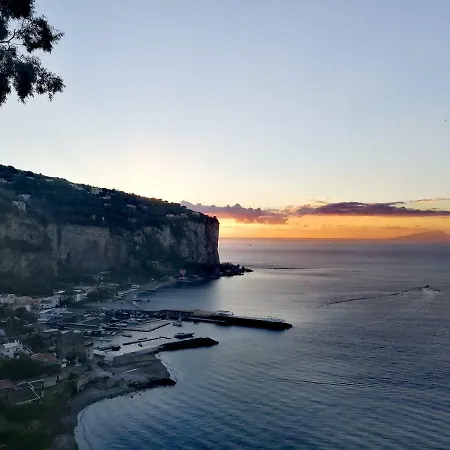 Quintessenza - Sorrento Coast Rentroom * Vico Equense